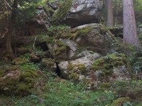 Am Kaiserh&ouml;hlenweg, &copy; Gemeinde Raxendorf