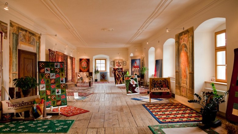 Ausstellung im Rittersaal, © Stadtgemeinde Groß-Siegharts