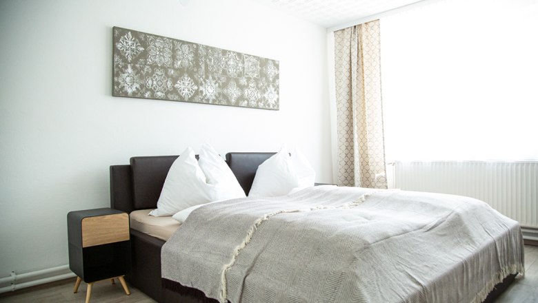 Schlafzimmer Doppelbett, &copy; Fotograf Anderl