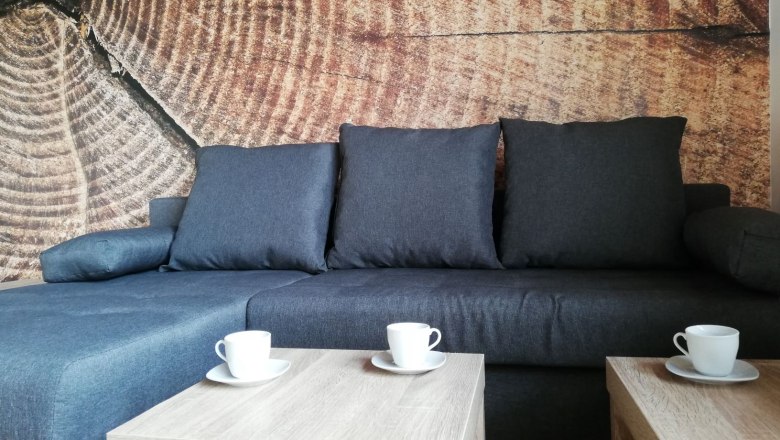 Living room in apartment F, © Wolfgang T. Müller