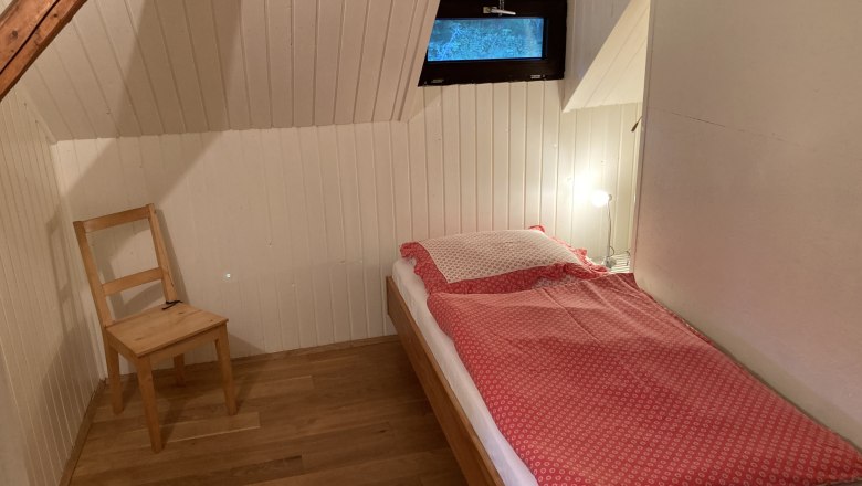 Einzelbett im Vorraum 1. Stock, &copy; Dieter Juster