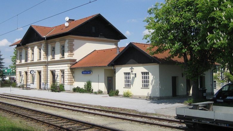 Bahnhof-Hoetzelsdorf-Geras-01, © Priwo