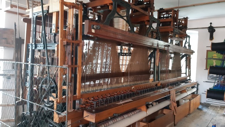Jaquard loom, © Textilmuseum Groß-Siehgarts/Ulrike Pany