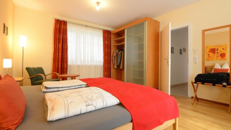 Apartment bedroom, © Regina Petric