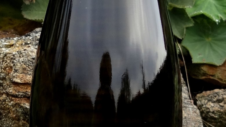 Etikette Weisswein, &copy; Andrea Anderl-Haslinger