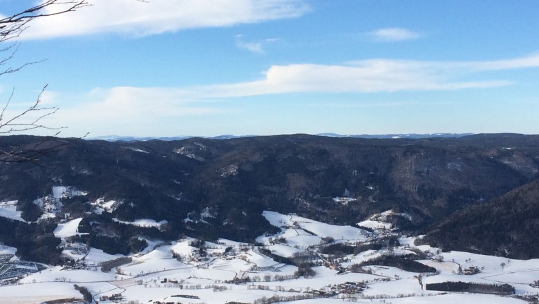 Summit experience from Ostrong - hiking trail directly adjacent to the farm, &copy; 1000 Krauthof