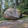 Wackelstein im Schremser Wald: Bringen Sie unser Naturdenkmal zum Wackeln?, © Ferienhaus Leopold