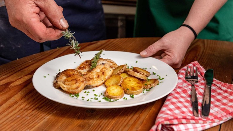 Karpfen klassisch gebraten, © Waldviertel Tourismus, Studio Kerschbaum