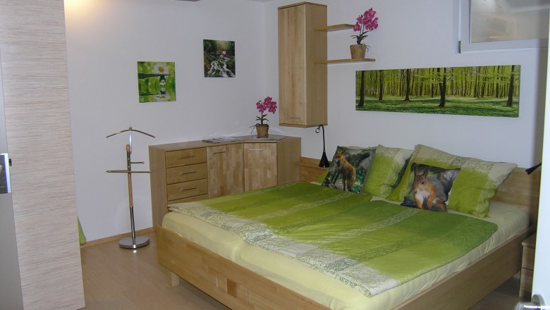 Schlafzimmer Appartement, &copy; C Appartement Wistrcil Stellfeld, Martina Stellfeld