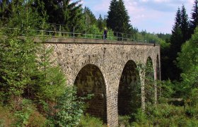 Eisenbahnbrücke/Viadukt beim Weyrerteich, © Georg Walter