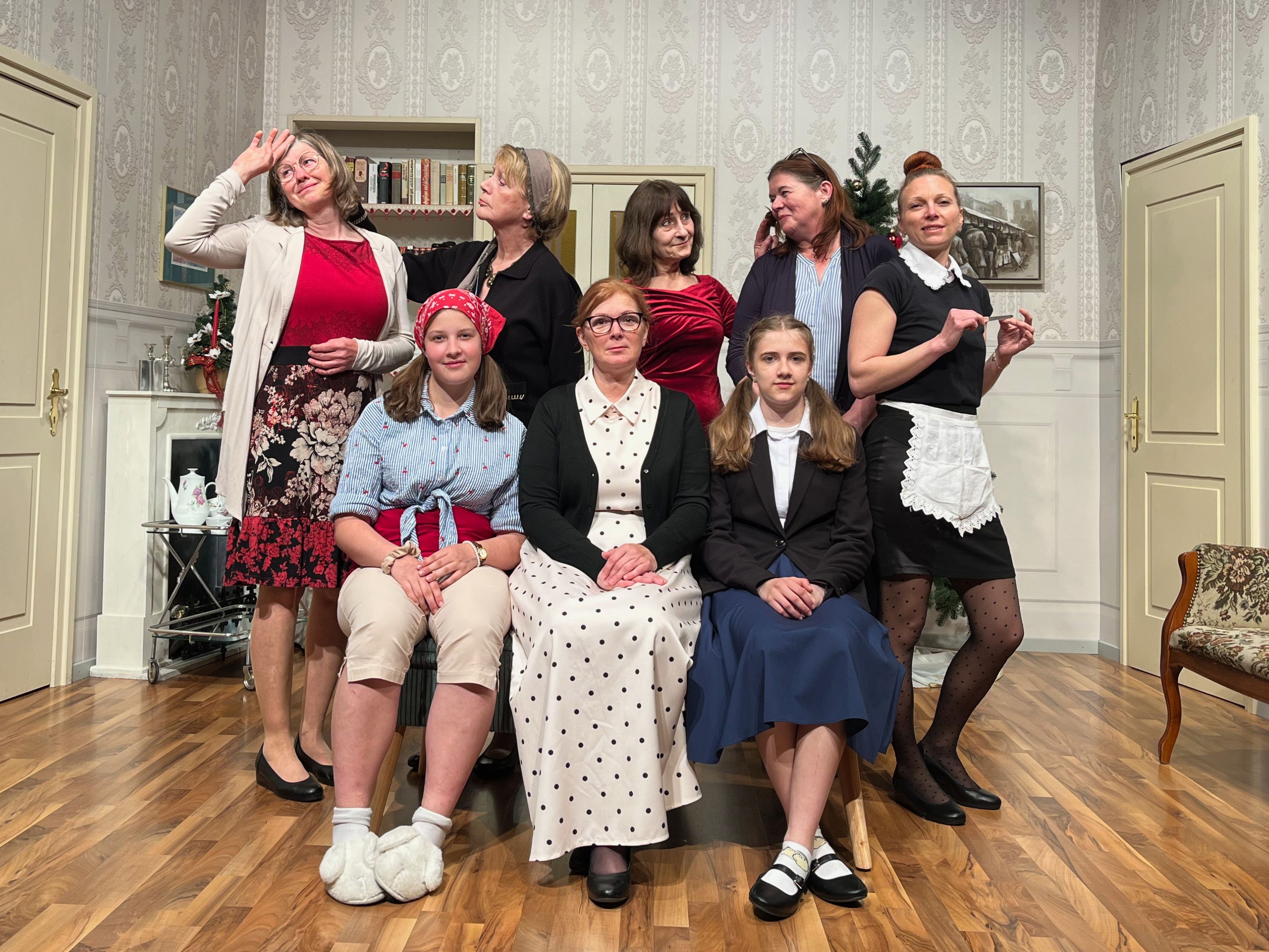 Die Acht Frauen