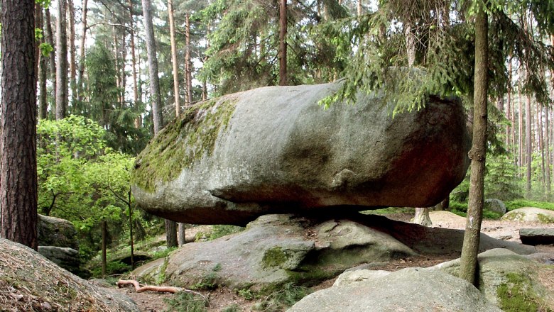 Wackelstein, © Naturpark Blockheide