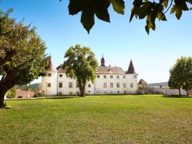 Schloss Dobersberg, Denkm&auml;ler, &copy; Waldviertel Tourismus, lichtstark.com