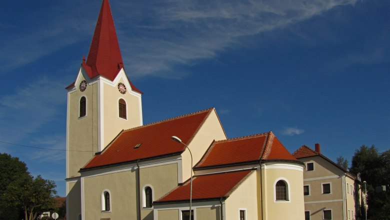 Pfarrkirche_hl._Pankratius_in_Wurmbrand, © Von Duke of W4 - Eigenes Werk, CC