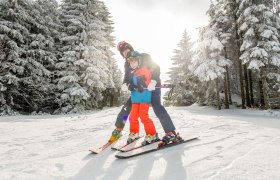 Skifahren in Karlstift, © Waldviertel Tourismus, Studio Kerschbaum