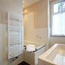 Lichtdurchflutete Badezimmer im Living-Style-Design, © Mag. Marc Droll