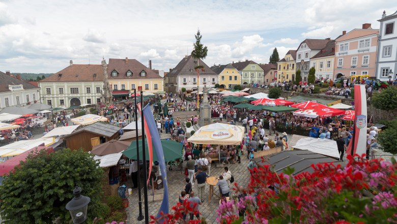 Rathausplatz beim Weitraer Bierkirtag, © Sabine Preißl