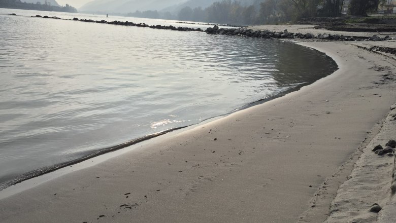 Auch die Donaustrände in der Wachau laden zum Baden ein, © U.E.