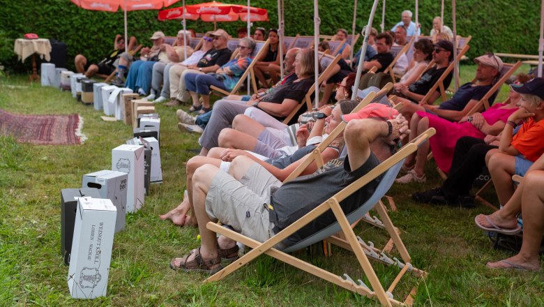 Theater im Privatgarten, © Tim Saint Jalmes