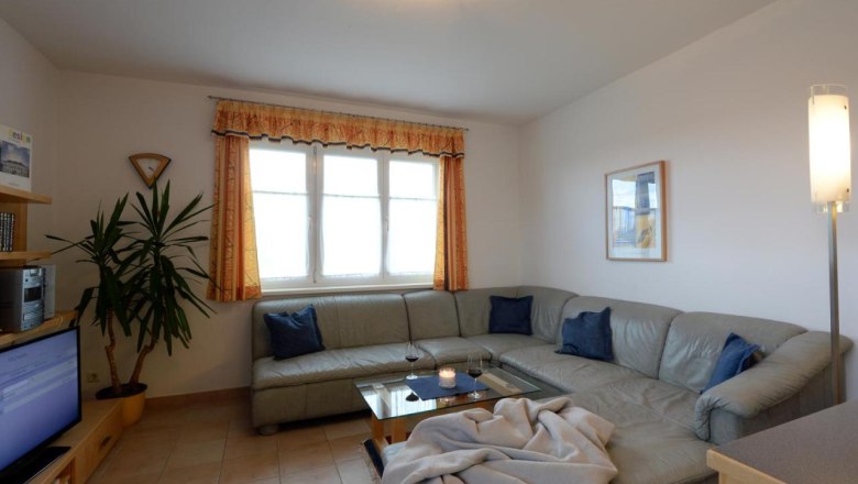 Apartment living area, © Regina Petric