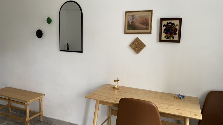 Raum2_Tisch, &copy; Katharina Prager