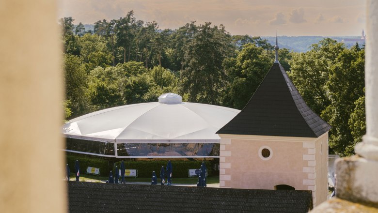 Theaterzelt auf der Rosenburg, © Jenni Koller