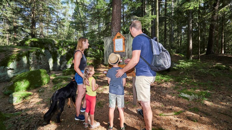 Wanderwege f&uuml;r Jung & Alt, &copy; TDW Gro&szlig;sch&ouml;nau/C Dietmar Schewig