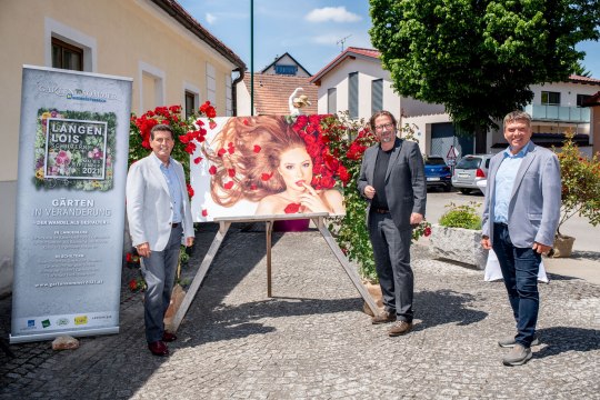 Präsentation &quot;Rosen tanzen durch Schiltern&quot;, © Ulli Paur