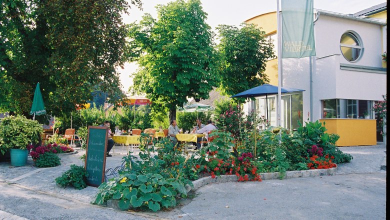 Gastgarten, &copy; Ludwig Schneider