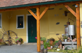 Steiners Mostschenke Heuriger, &copy; Gertrude Steiner