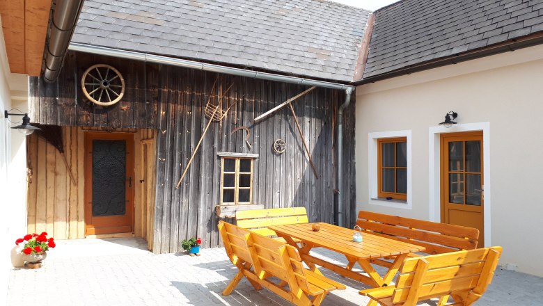 Hof, © Ferienhaus Buxbaum