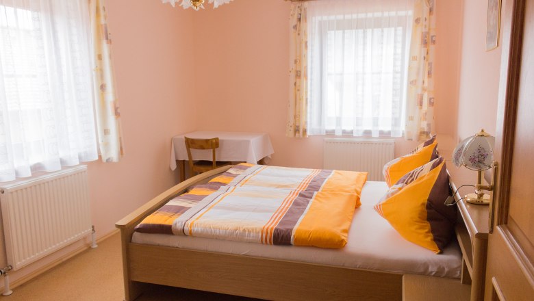 Schlafzimmer in der Ferienwohnung, © Tourismus-Service Weitra
